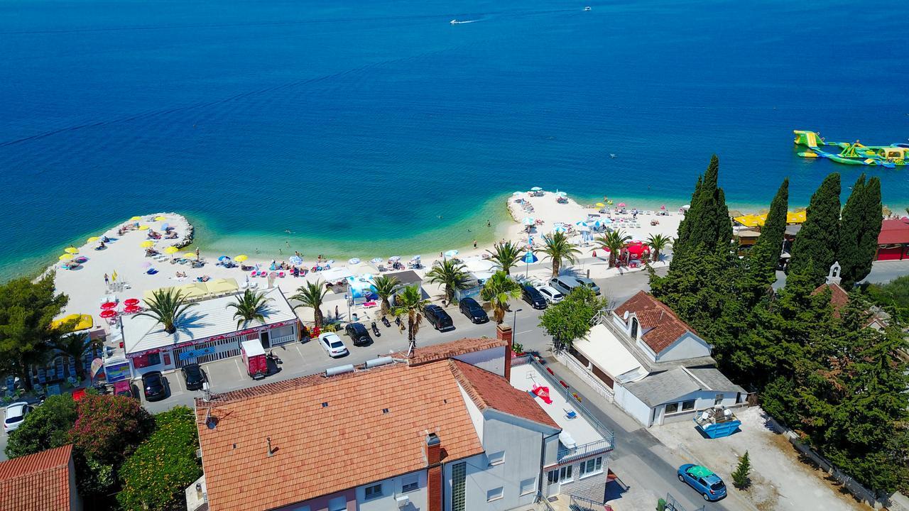 Villa Okruk-10 Meters Away From The Beach Okrug Gornji Buitenkant foto
